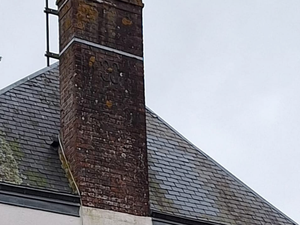 Démolition d&rsquo;une cheminée